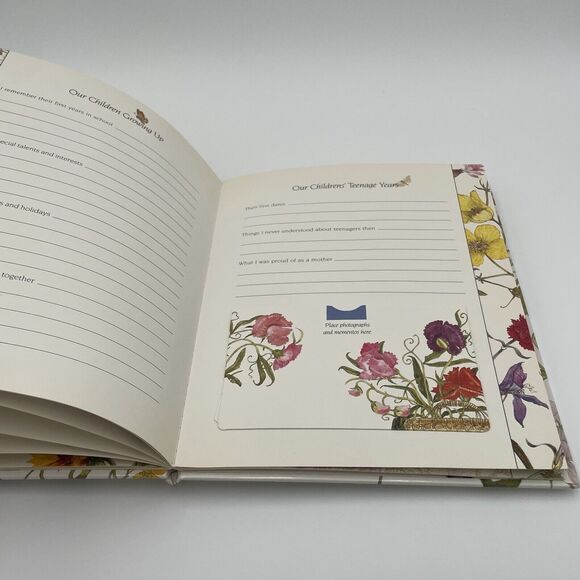 Grandmother’s Album Pop-Up Book 3D Keepsake Album for Family Sharing History - Picture 13 of 16